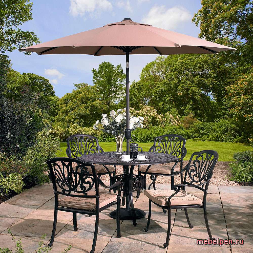 Metal outdoor furniture