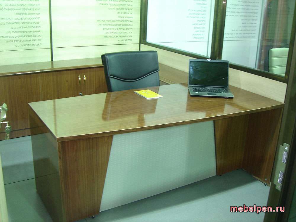 Classic office desk
